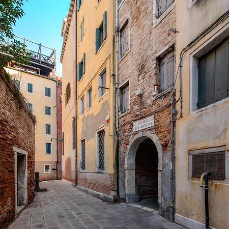 Central Suite - San Marco Venice Veneza Exterior foto