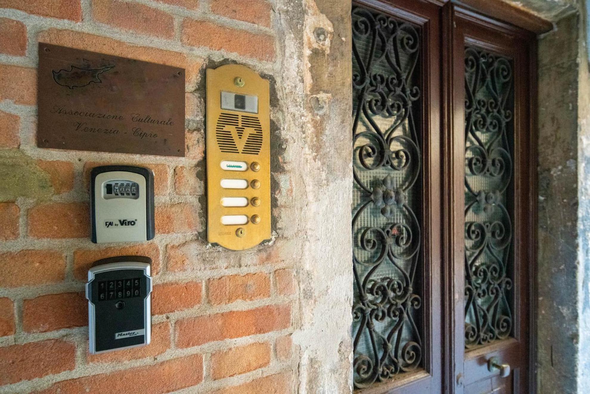 Central Suite - San Marco Venice Veneza Exterior foto